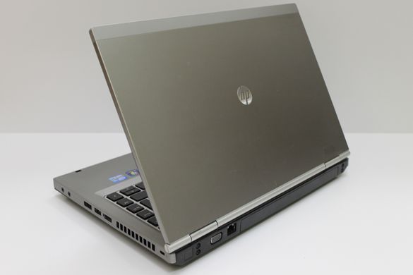 HP EliteBook 8470p 14" i5-3320M/8/240SSD/DVD/WEBCAM/1366*768