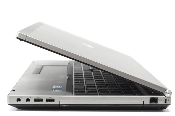 Ноутбук HP EliteBook 8560p i5-2520M 15,6"/8/250/DVDRW/W7P/WEBCAM/1600x900