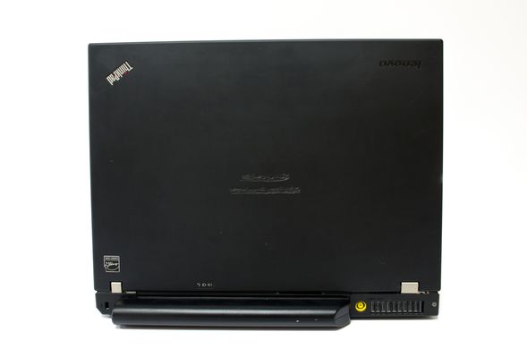 Ноутбук Lenovo ThinkPad R400 T6670 14.1"/2/250/DVD/Win7P/1280x800