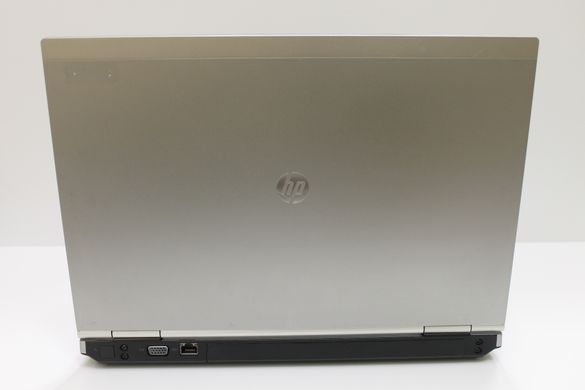 HP EliteBook 8470p i7-3520M/8/128SSD/14.1"/1366x768/noOS