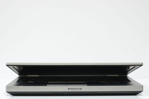 Ноутбук HP EliteBook 8470p i5-3210M 14"/4/128 SSD/DVDRW/Win7Pro/WEBCAM/1600x900