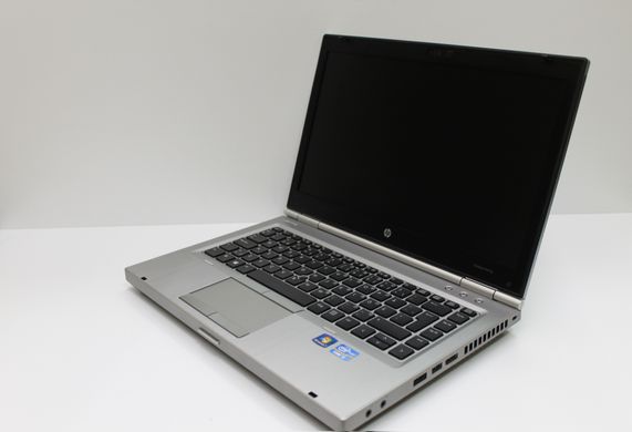 HP EliteBook 8470p i5-3230M/12/128SSD/14.1"/1366x768/noOS