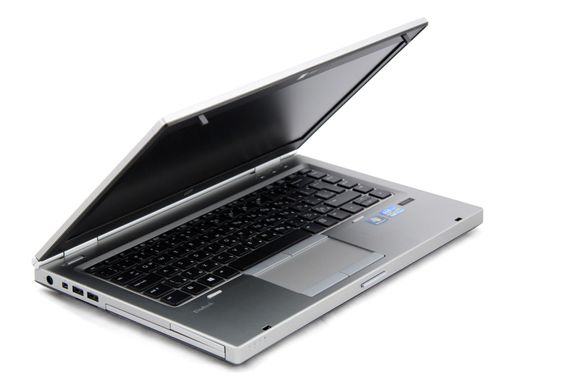 HP EliteBook 8470p 14" i5-3360M/4/320/DVDRW/WEBCAM