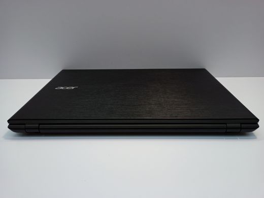 Acer E5-573-39K5 15,6" i3-5005U/4/1000/DVDRW/W10H/1366*768 LJ82F9