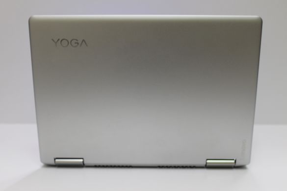 Lenovo Yoga 710-14ikb i5-7200U/8/256SSD/14.1"/1920x1080/Win10