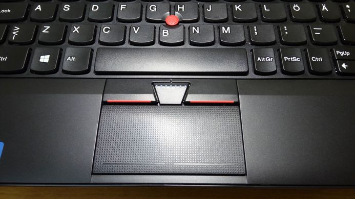 Ноутбук Lenovo ThinkPad X131e CEL 1007U 11,6"/4/320/Win7H/WEBCAM/1366x762